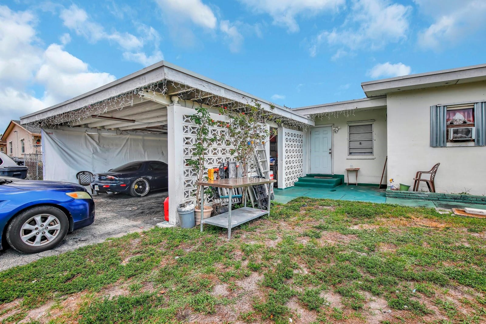 6013 Pierce Street, Hollywood, FL 33024