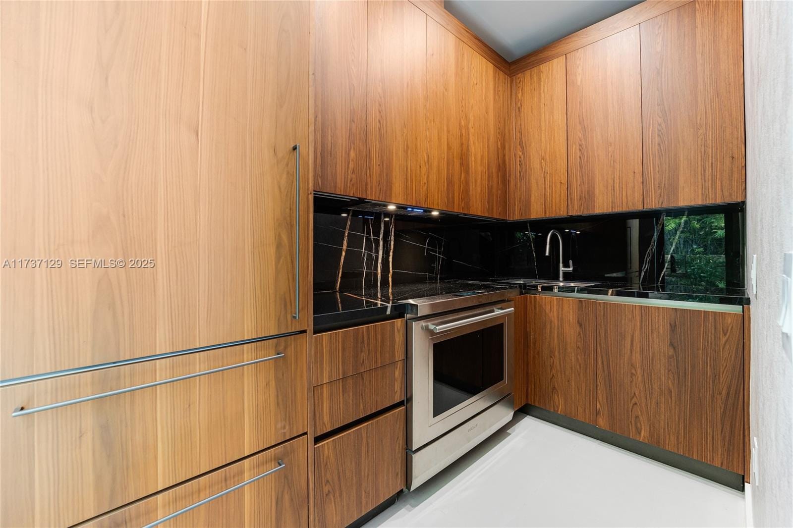 1785 Cleveland Road, Miami Beach, FL 33141 photo 24