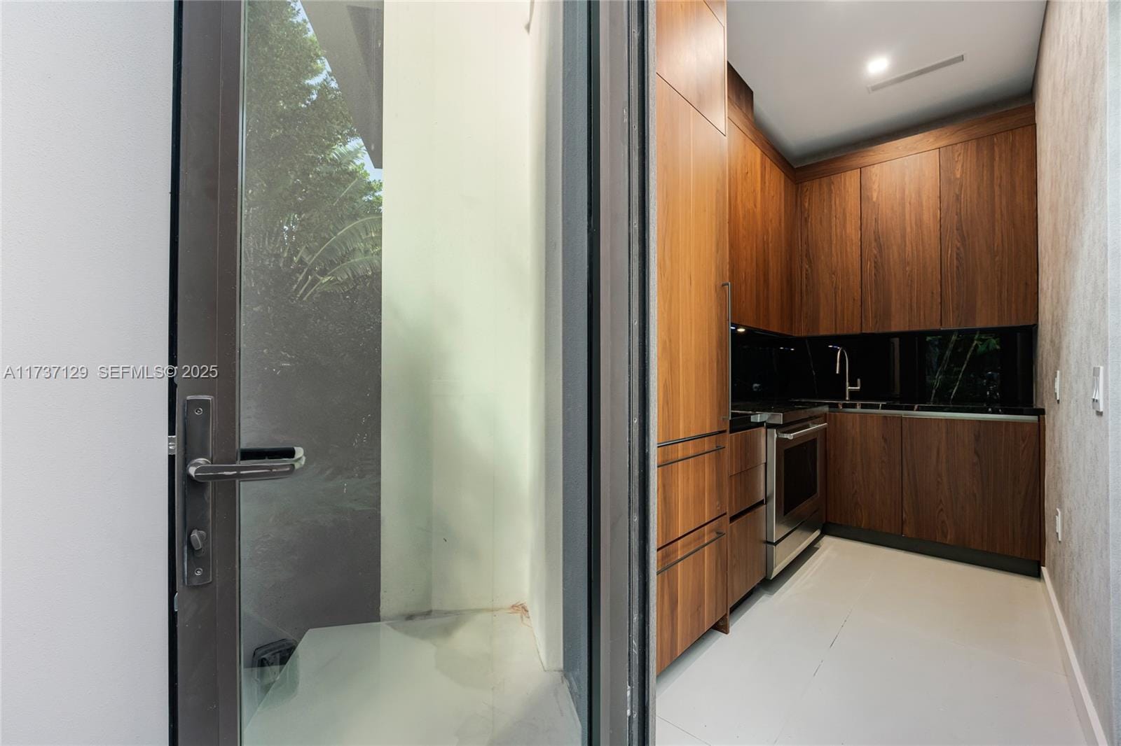 1785 Cleveland Road, Miami Beach, FL 33141 photo 25