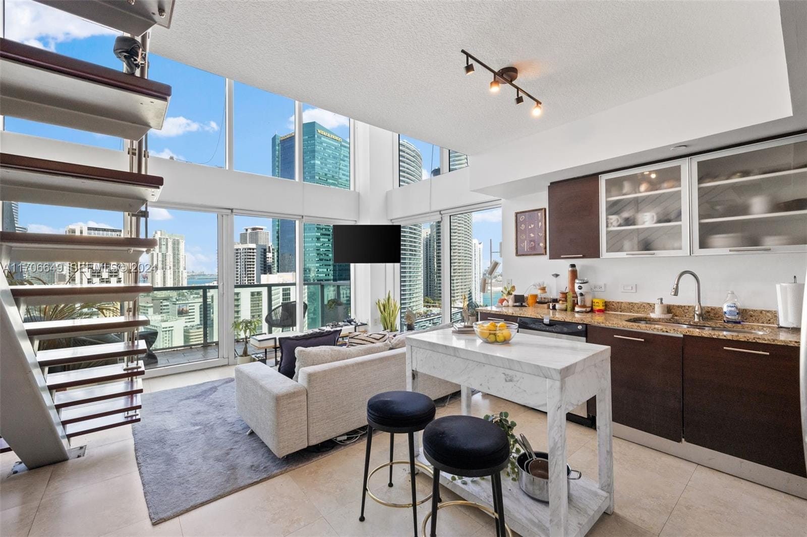 41 SE 5th Street 1601, Miami, FL 33131
