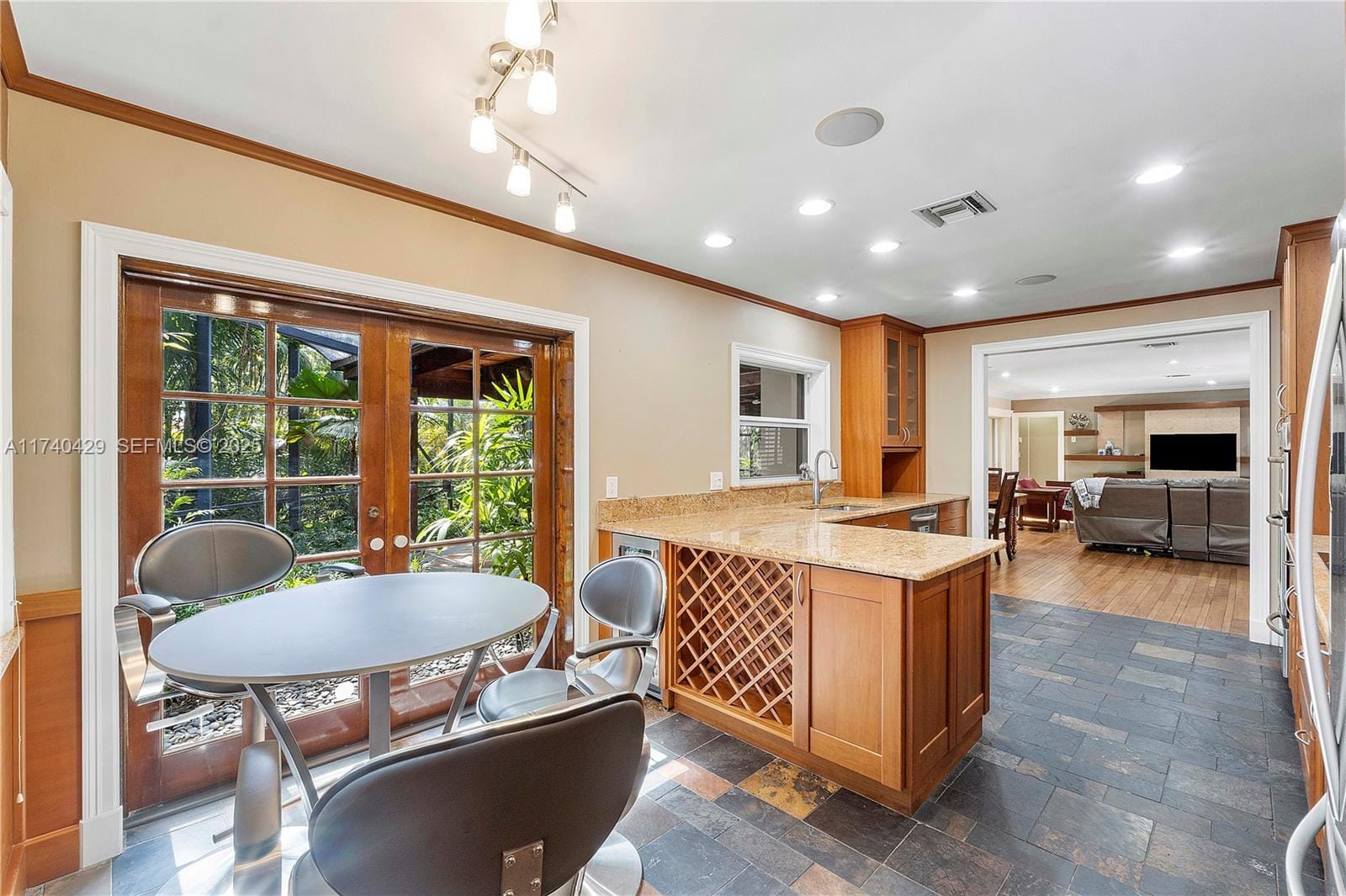 12 Minnetonka Road, Sea Ranch Lakes, FL 33308 photo 18