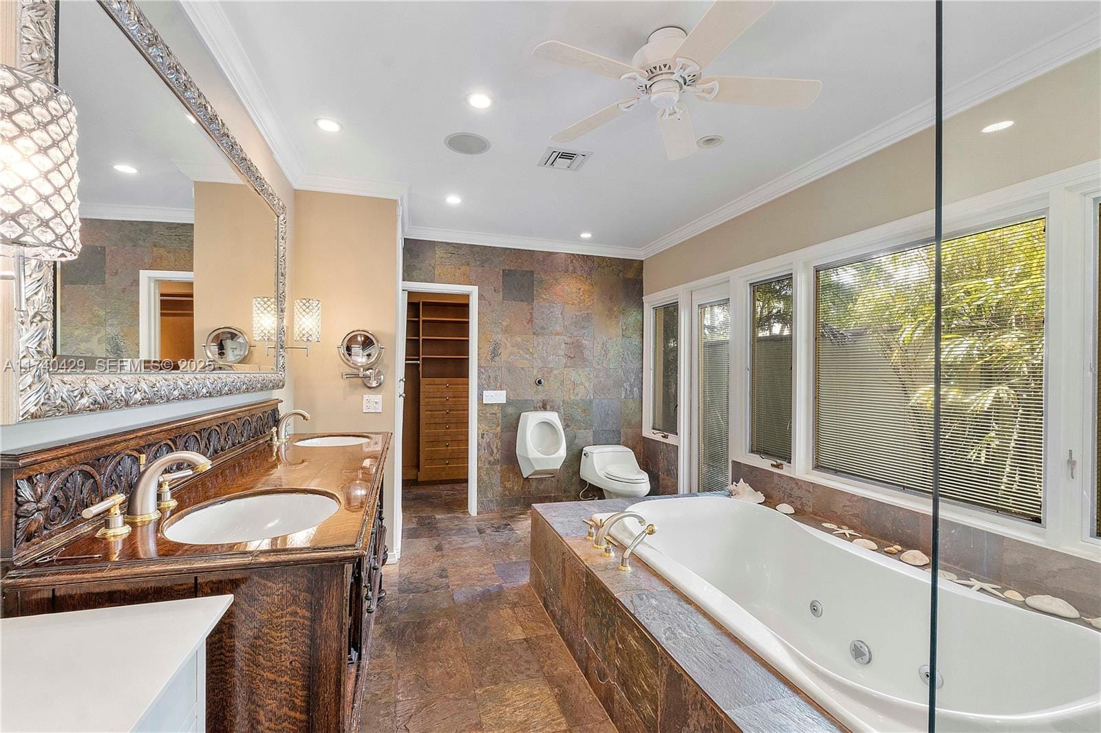12 Minnetonka Road, Sea Ranch Lakes, FL 33308 photo 28