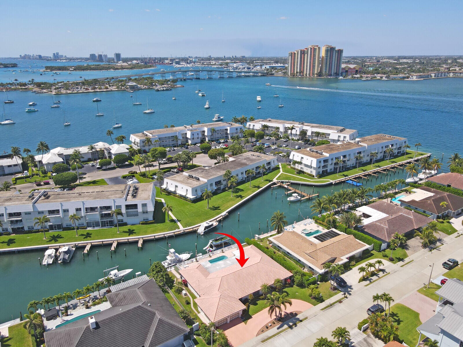 1071 Singer Drive, Singer Island, FL 33404