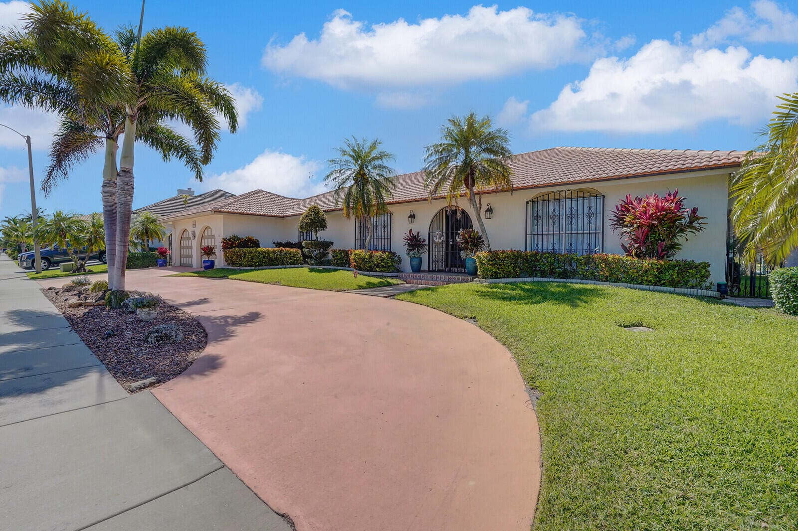1071 Singer Drive, Singer Island, FL 33404 photo 7