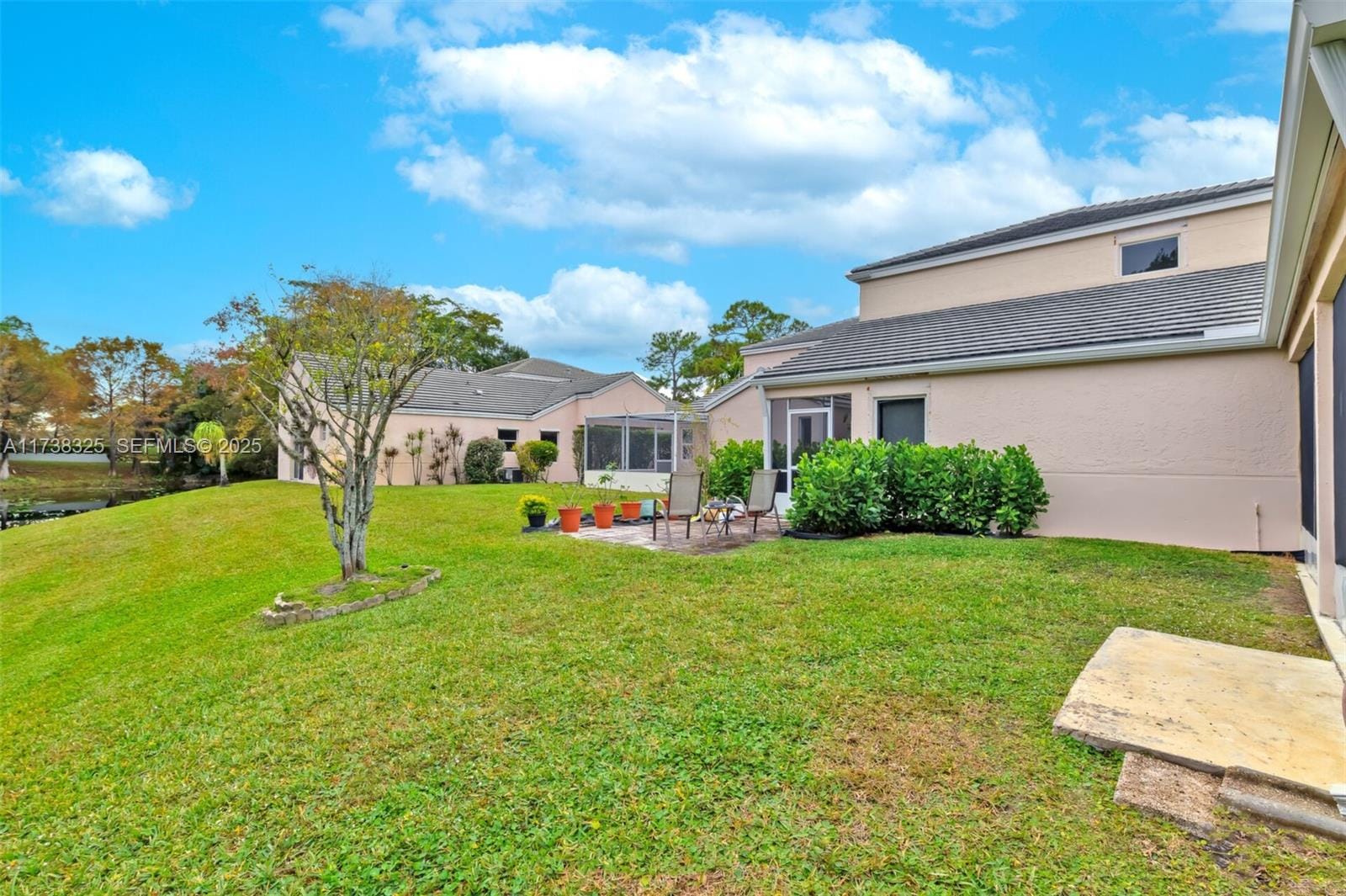 1009 Island Manor Drive, Greenacres, FL 33413 photo 5