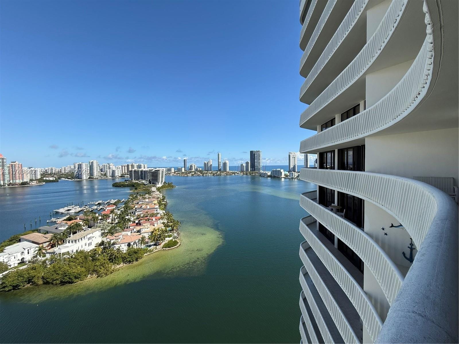 3000 Island Boulevard 2504, Aventura, FL 33160 photo 15