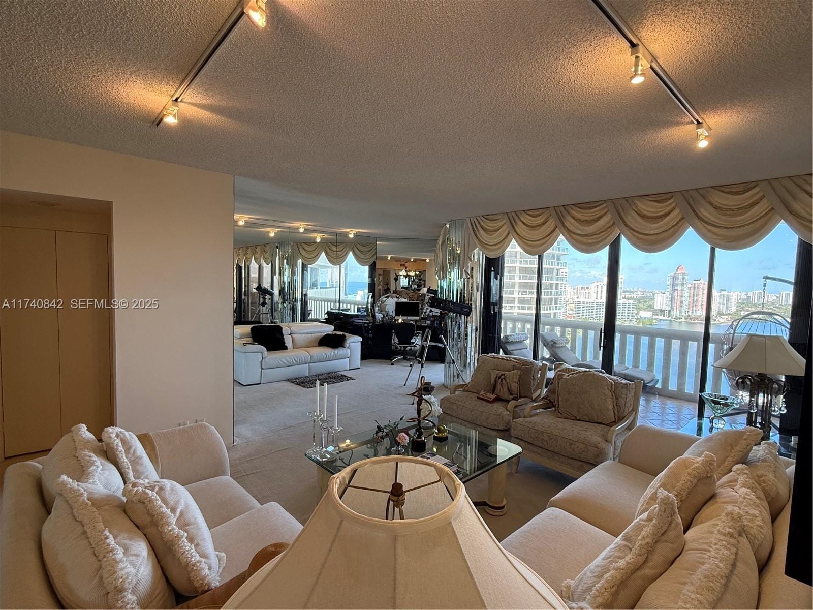 3000 Island Boulevard 2504, Aventura, FL 33160 photo 8