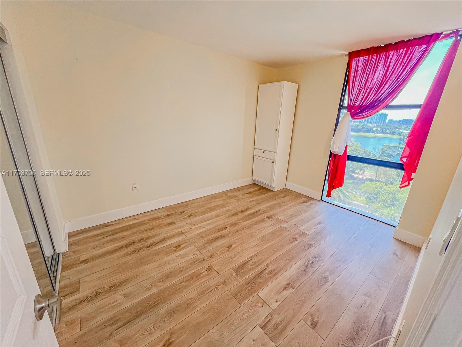 3625 N Country Club Drive 808, Aventura, FL 33180 photo 11