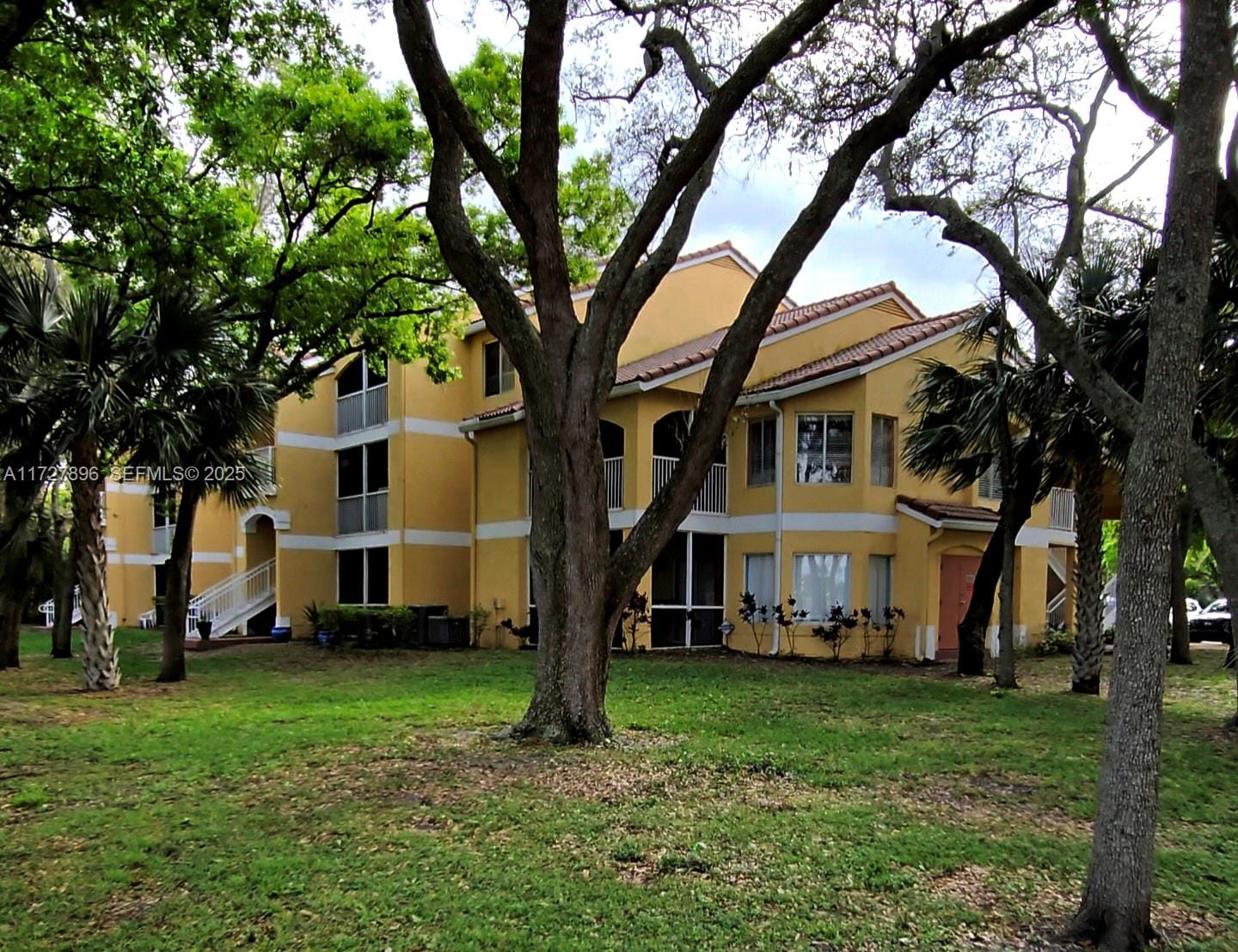 2622 NW 33rd Street 2011, Oakland Park, FL 33309 photo 22