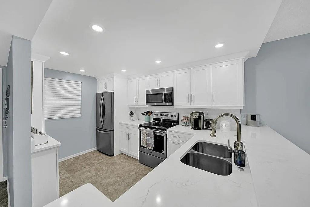 9400 S Ocean Drive 805 — photo 9
