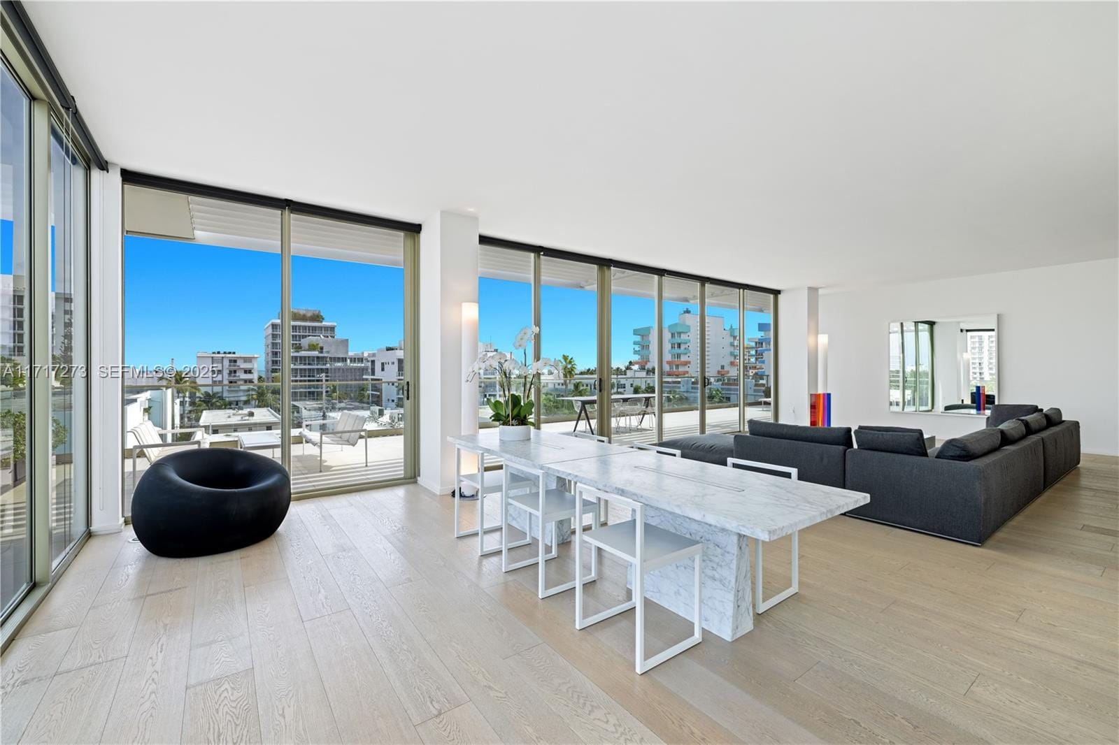 300 Collins Avenue PH1, Miami Beach, FL 33139 photo 1
