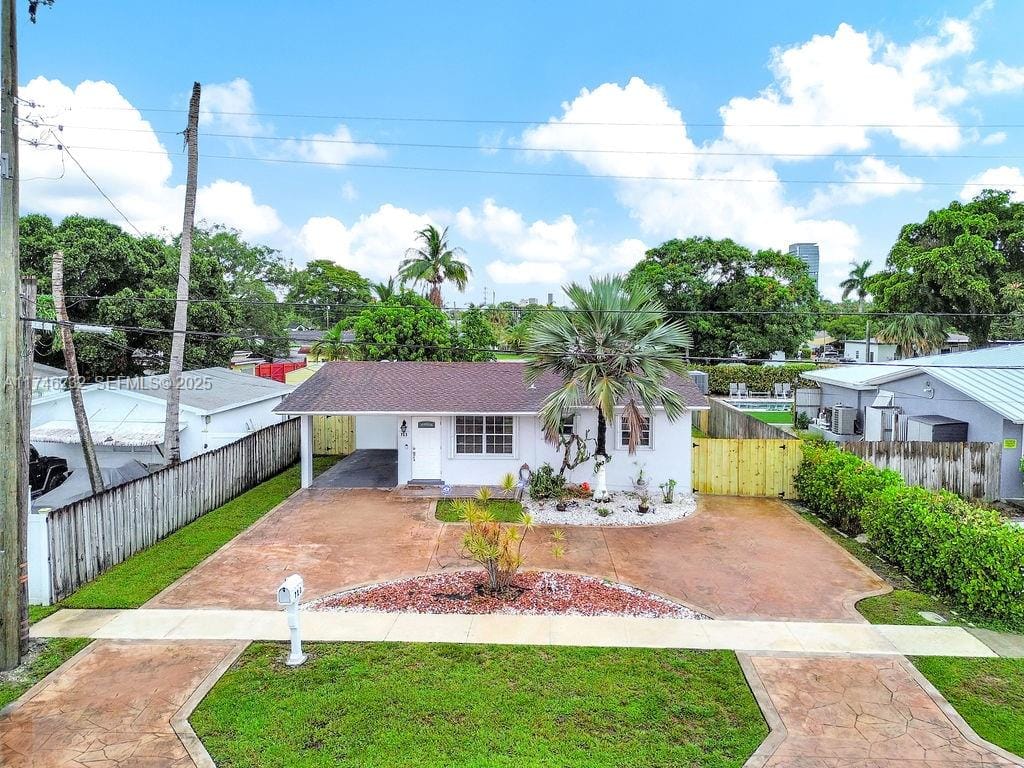 713 SW 6th Avenue, Hallandale Beach, FL 33009