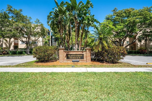 6731 Cypress Road 104, Plantation, FL 33317