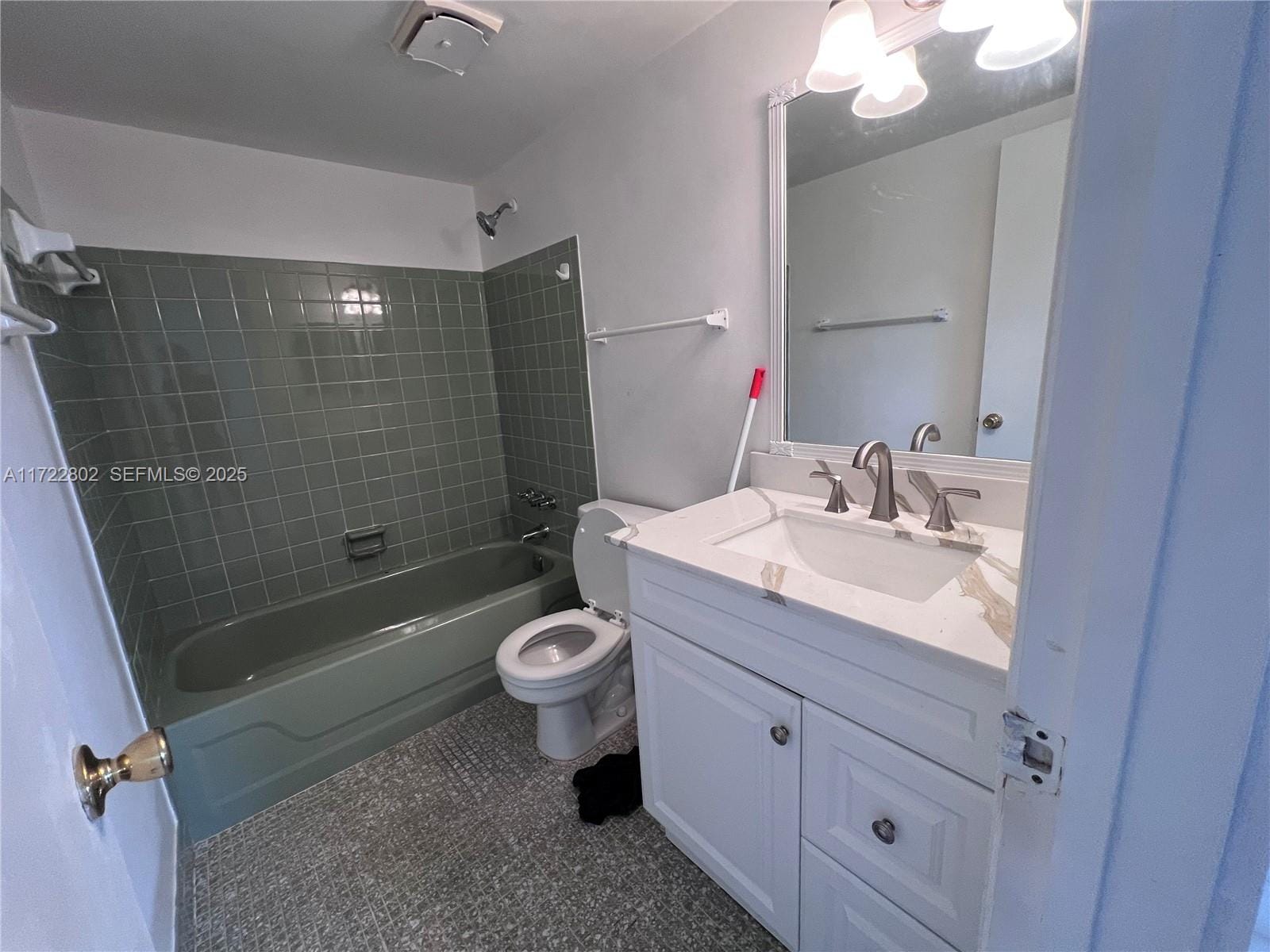7400 NW 4th Place 106, Margate, FL 33063 photo 15