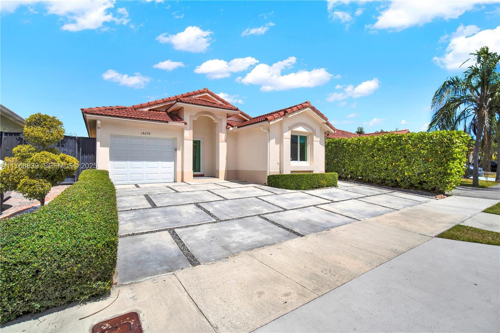 14239 SW 177th Terrace, Miami, FL 33177 photo 2