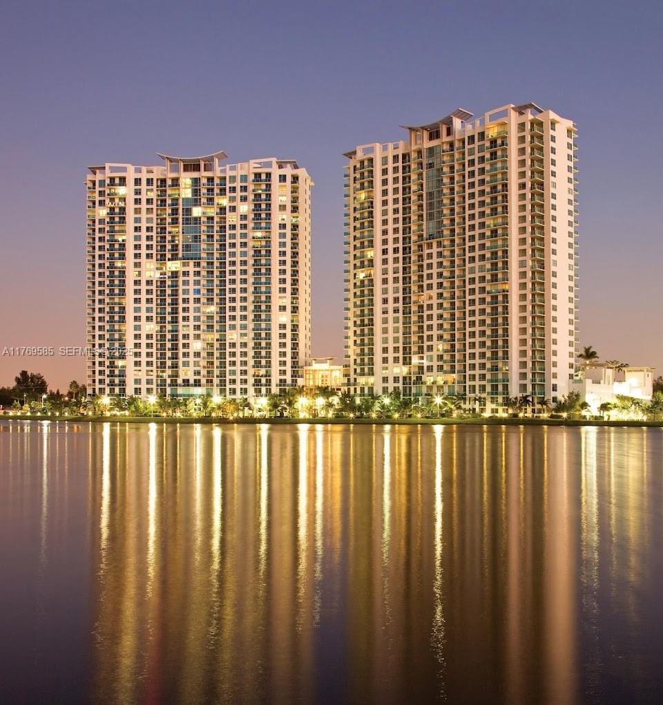 2681 N Flamingo Road 302S, Sunrise, FL 33323 photo 15