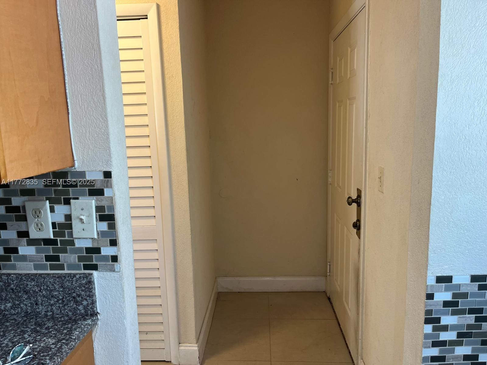9491 N Palm N Circle 9491, Pembroke Pines, FL 33025 photo 5