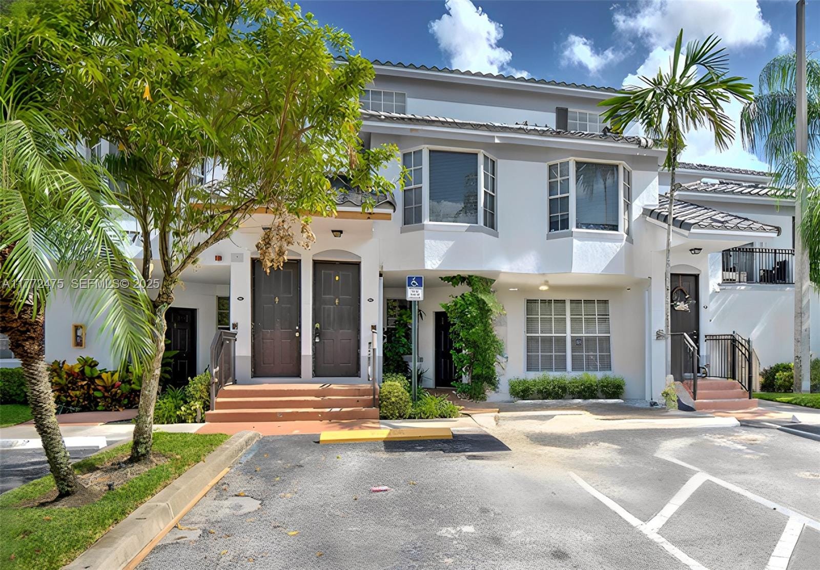 775 SW 148th Avenue 1608, Sunrise, FL 33325 photo 1