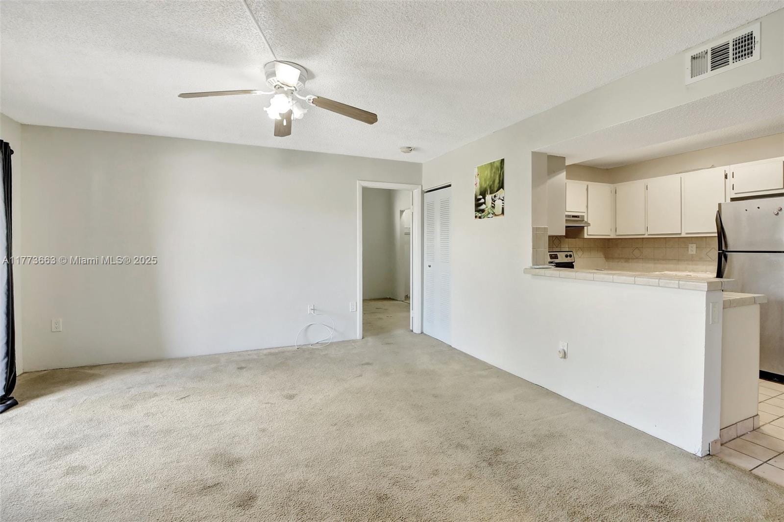 250 W Palm W Circle 301, Pembroke Pines, FL 33025 photo 11
