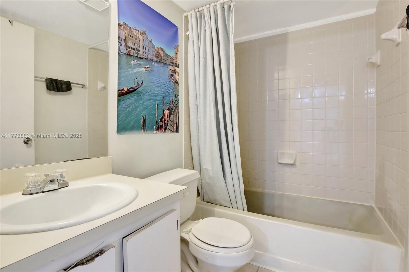 250 W Palm W Circle 301, Pembroke Pines, FL 33025 photo 16