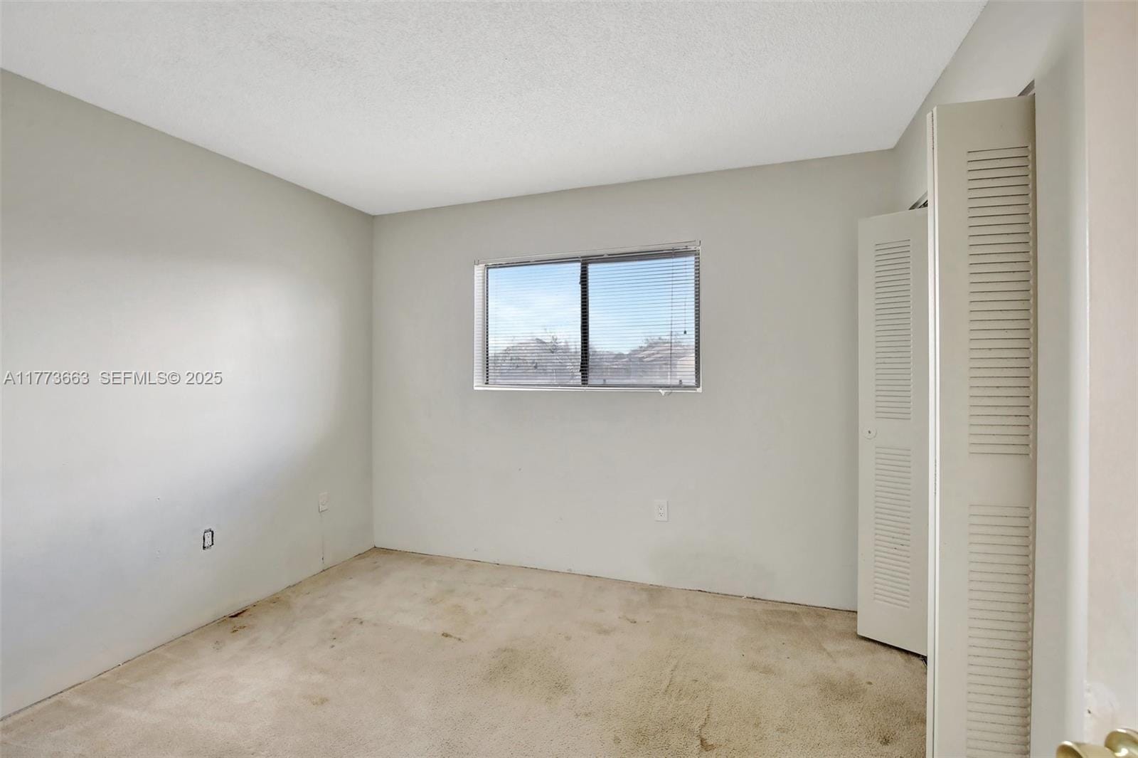 250 W Palm W Circle 301, Pembroke Pines, FL 33025 photo 23