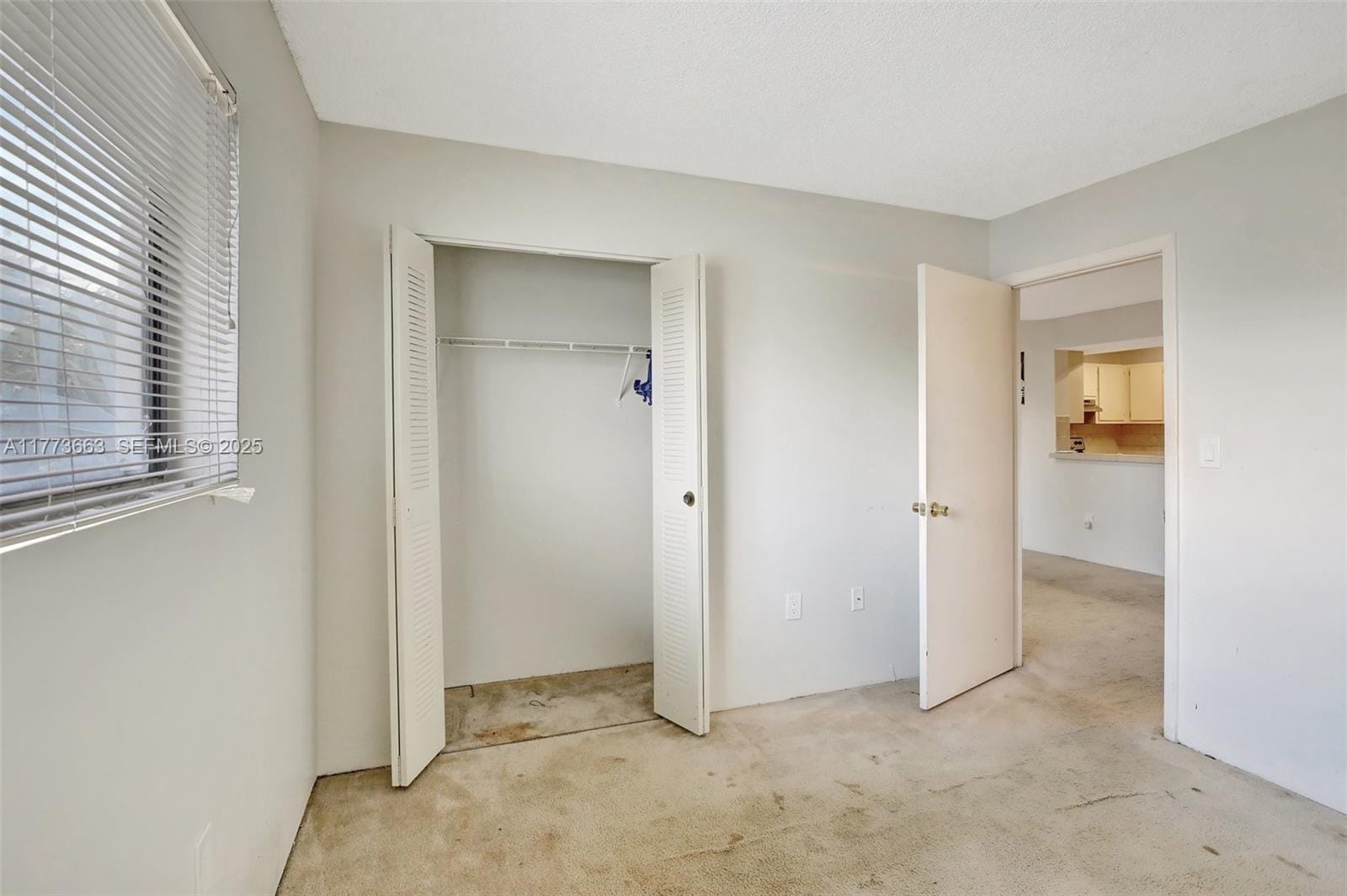250 W Palm W Circle 301, Pembroke Pines, FL 33025 photo 25
