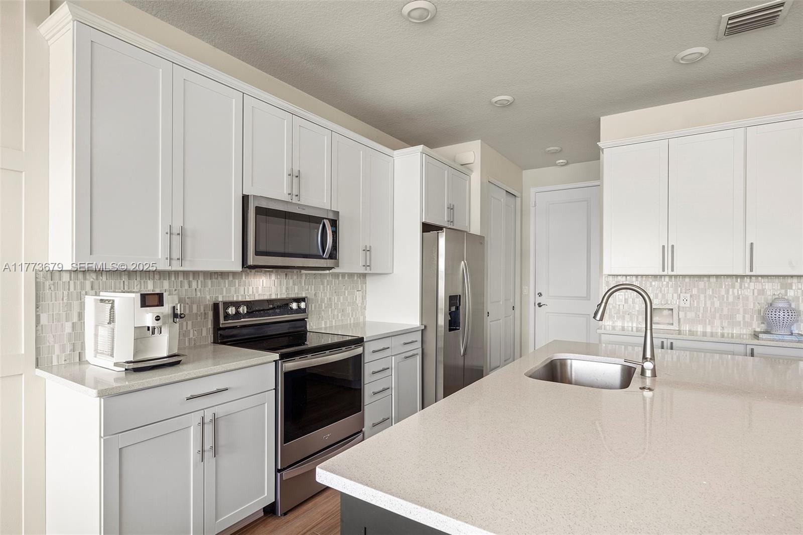2193 Appleton Circle, Oakland Park, FL 33309 photo 9