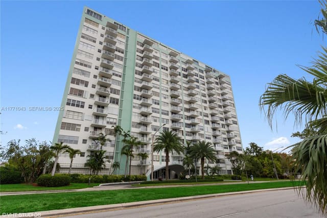 2100 Sans Souci Boulevard A1003, sold in Bayview Towers Condo Sout, North Miami, FL