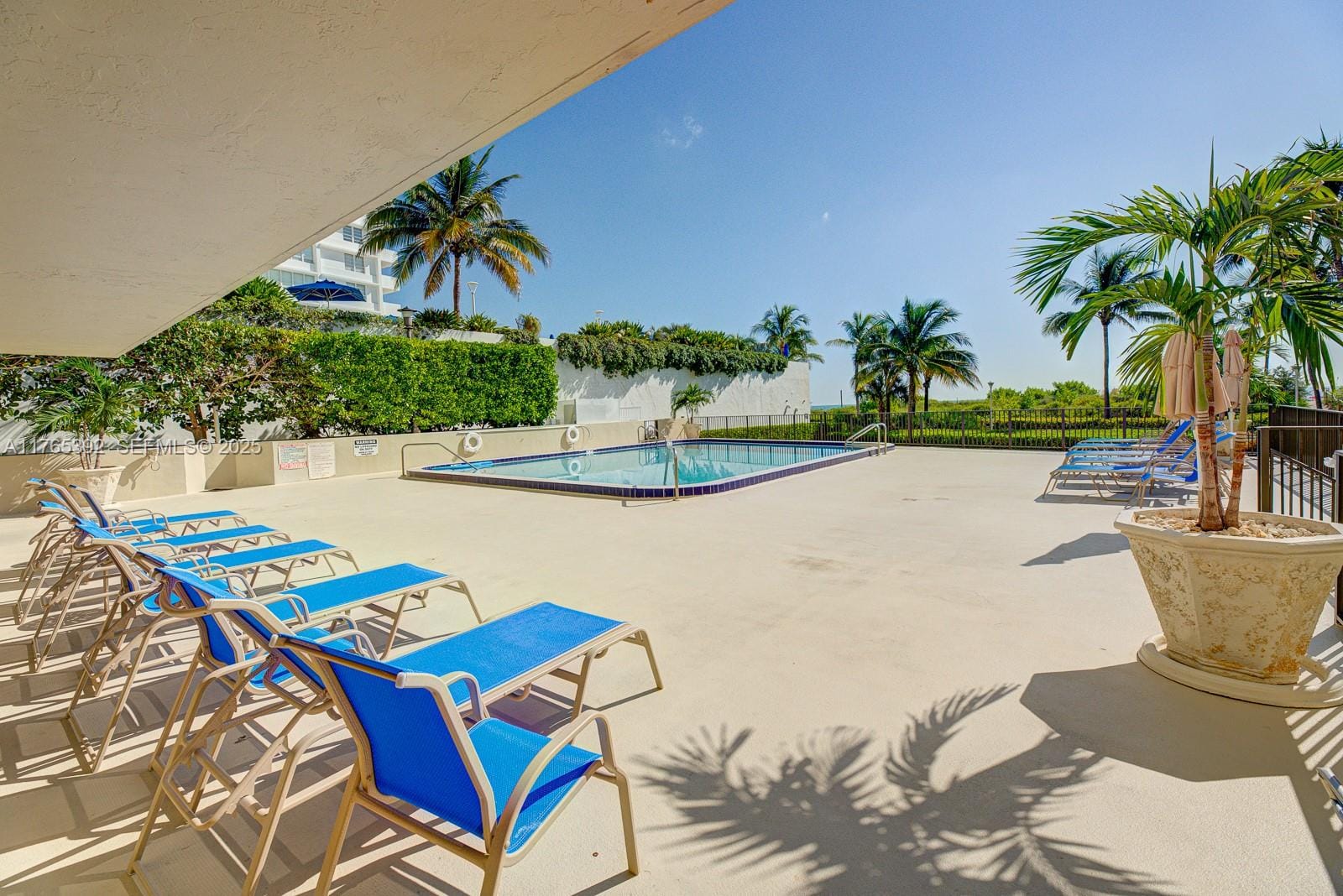 1623 Collins Avenue 512, Miami Beach, FL 33139 photo 12