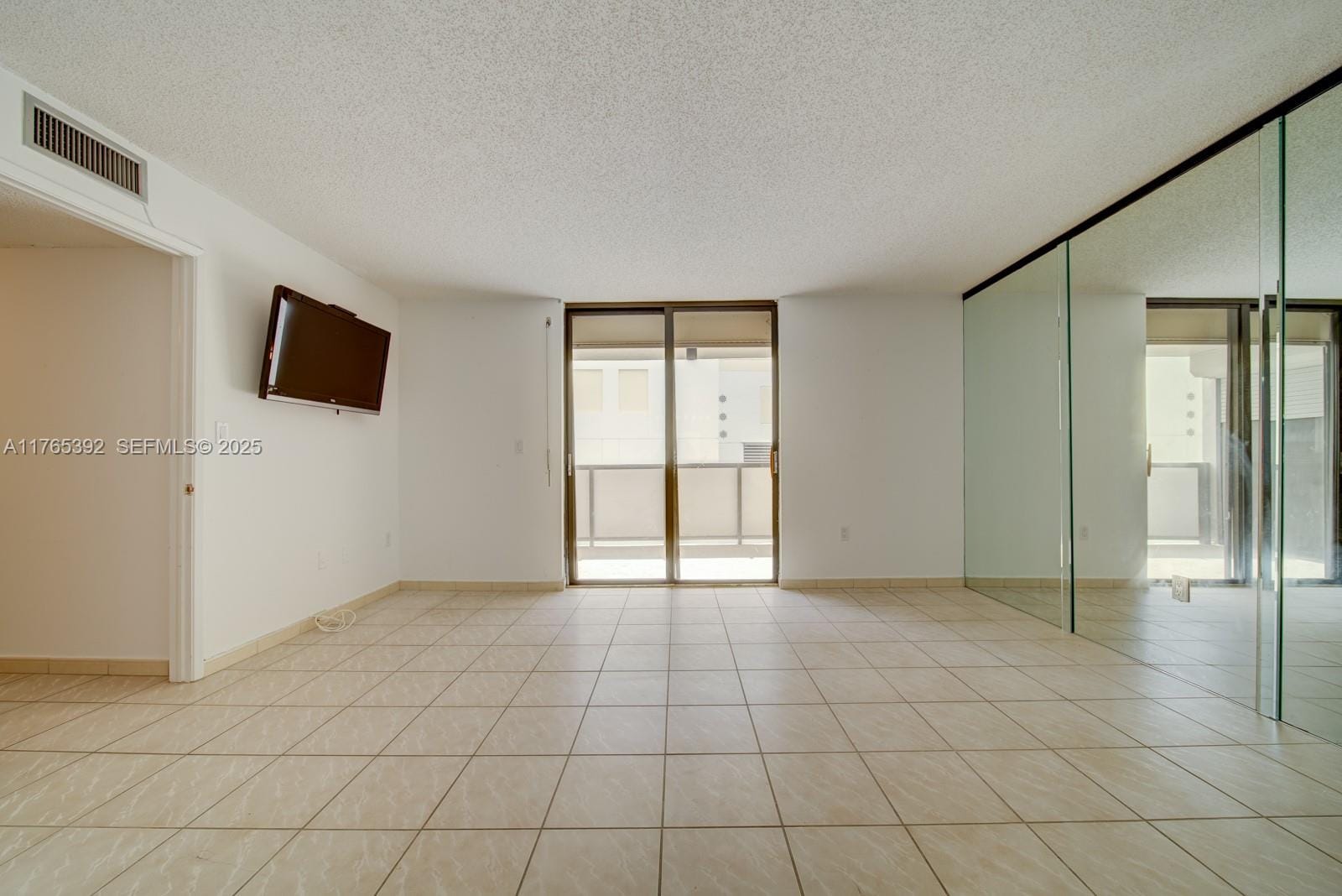 1623 Collins Avenue 512, Miami Beach, FL 33139 photo 24