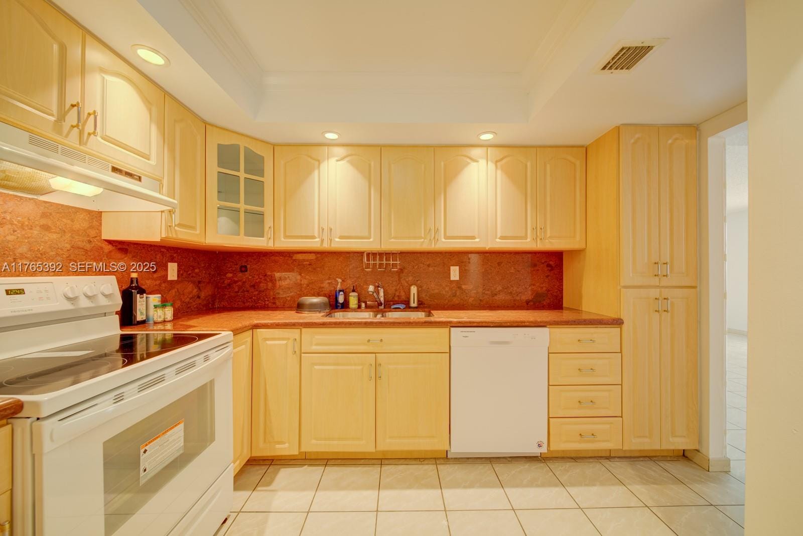 1623 Collins Avenue 512, Miami Beach, FL 33139 photo 5