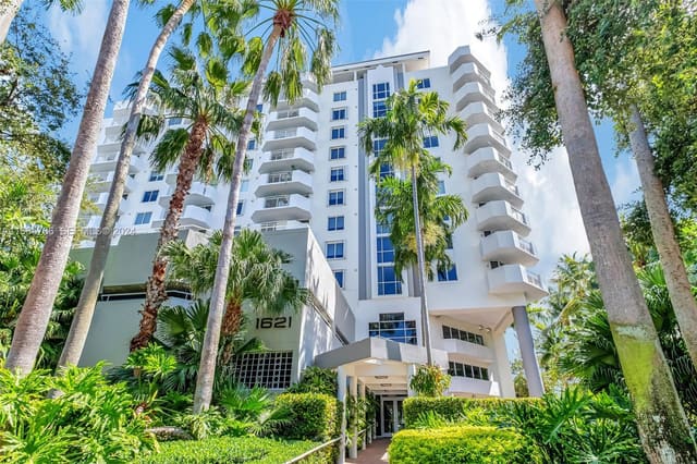 1621 Bay Road 1105, Miami Beach, FL 33139