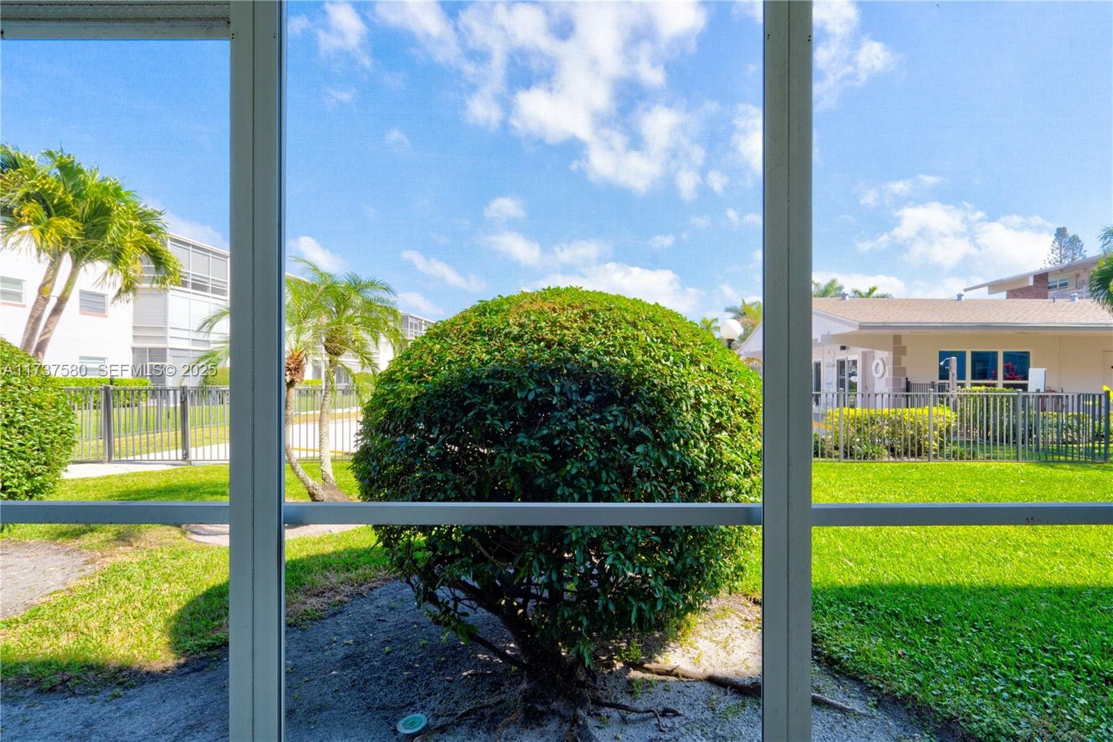 700 Layne Boulevard 113, Hallandale Beach, FL 33009 photo 27