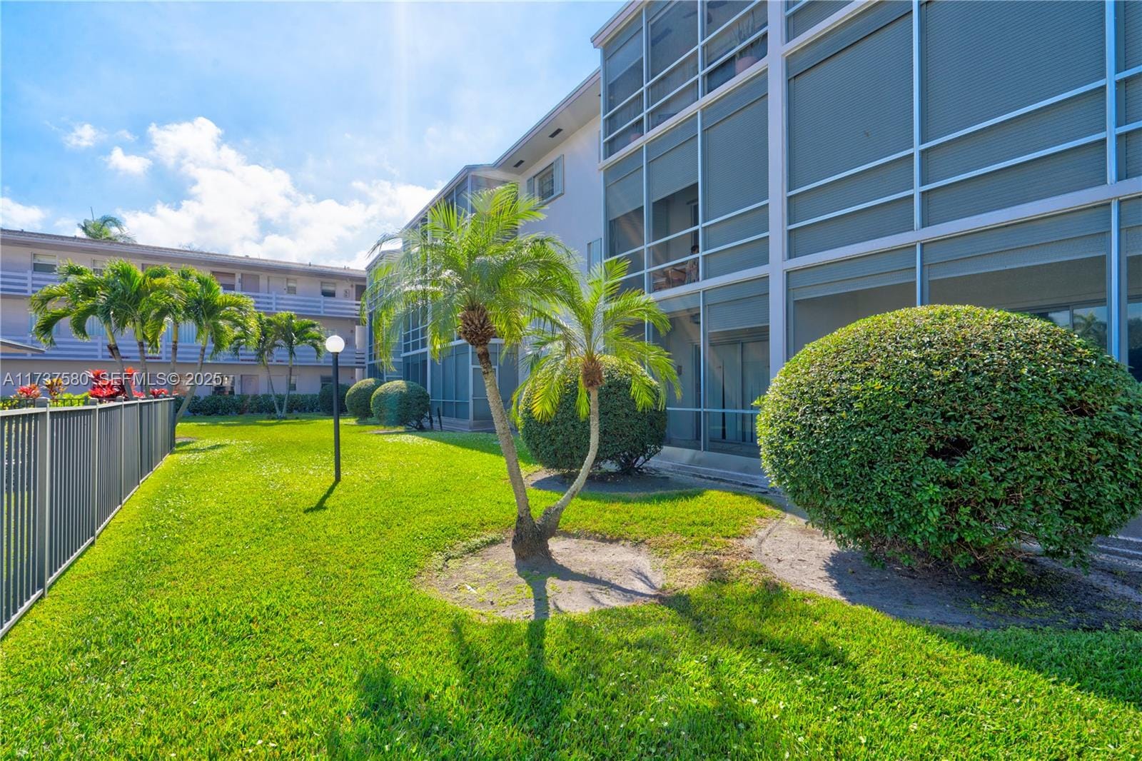 700 Layne Boulevard 113, Hallandale Beach, FL 33009 photo 30