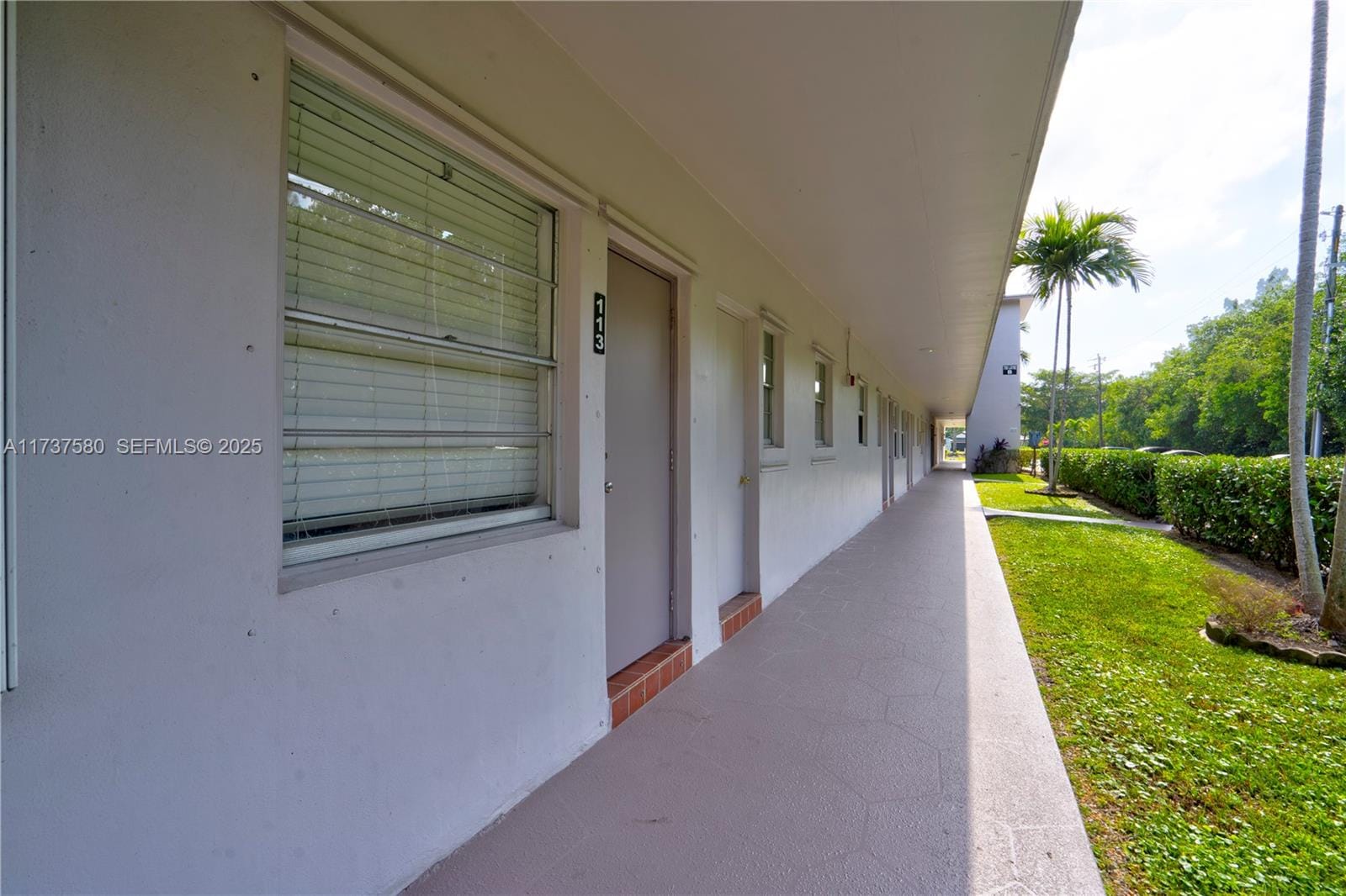 700 Layne Boulevard 113, Hallandale Beach, FL 33009 photo 4