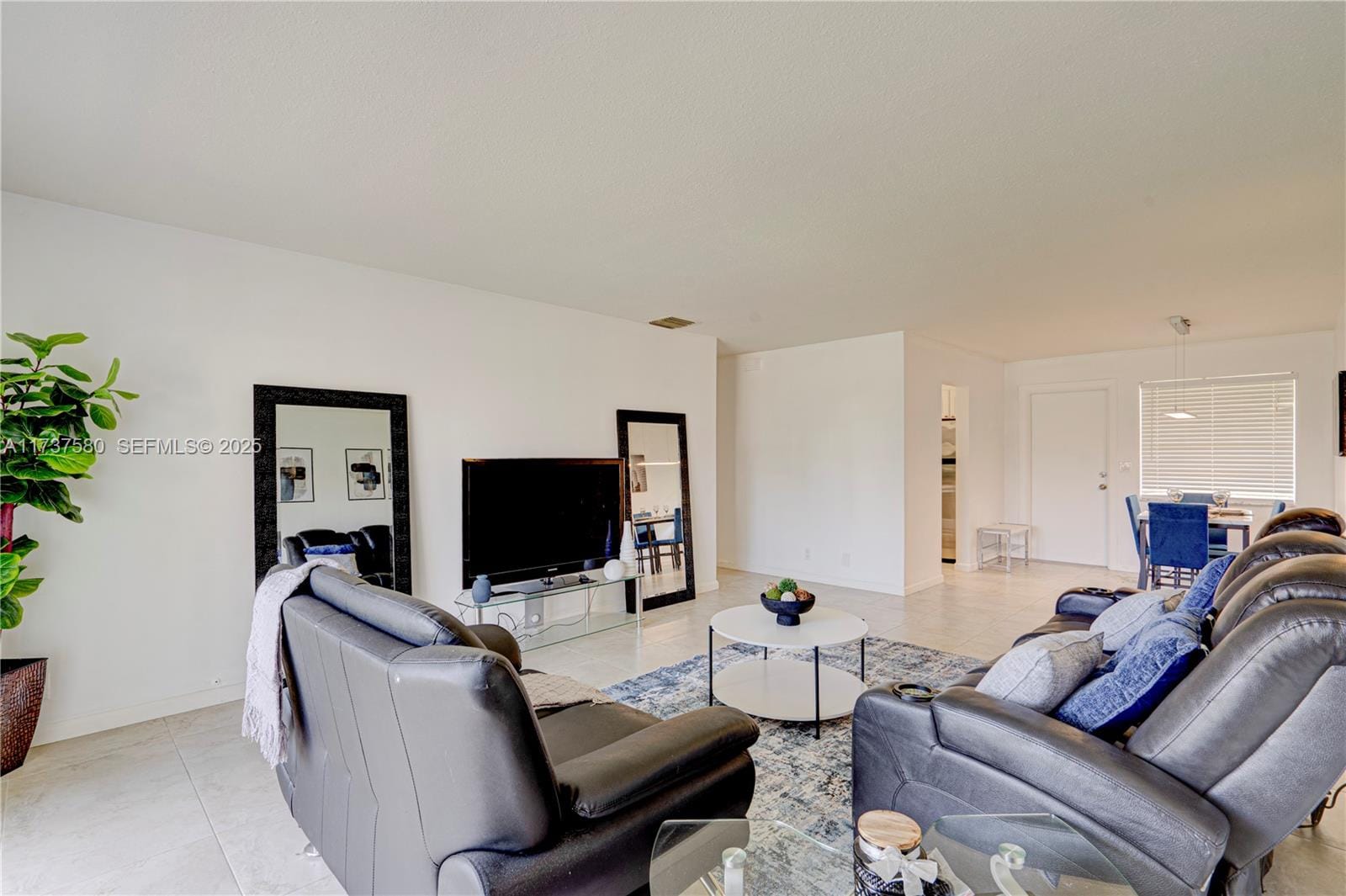 700 Layne Boulevard 113, Hallandale Beach, FL 33009 photo 9