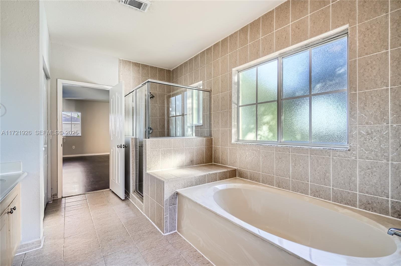 379 NE 30th Avenue, Homestead, FL 33033 photo 13