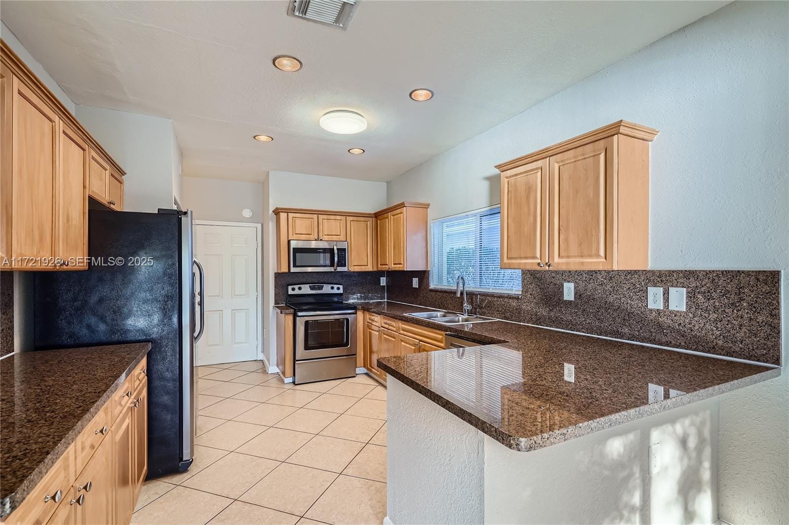 379 NE 30th Avenue, Homestead, FL 33033 photo 6