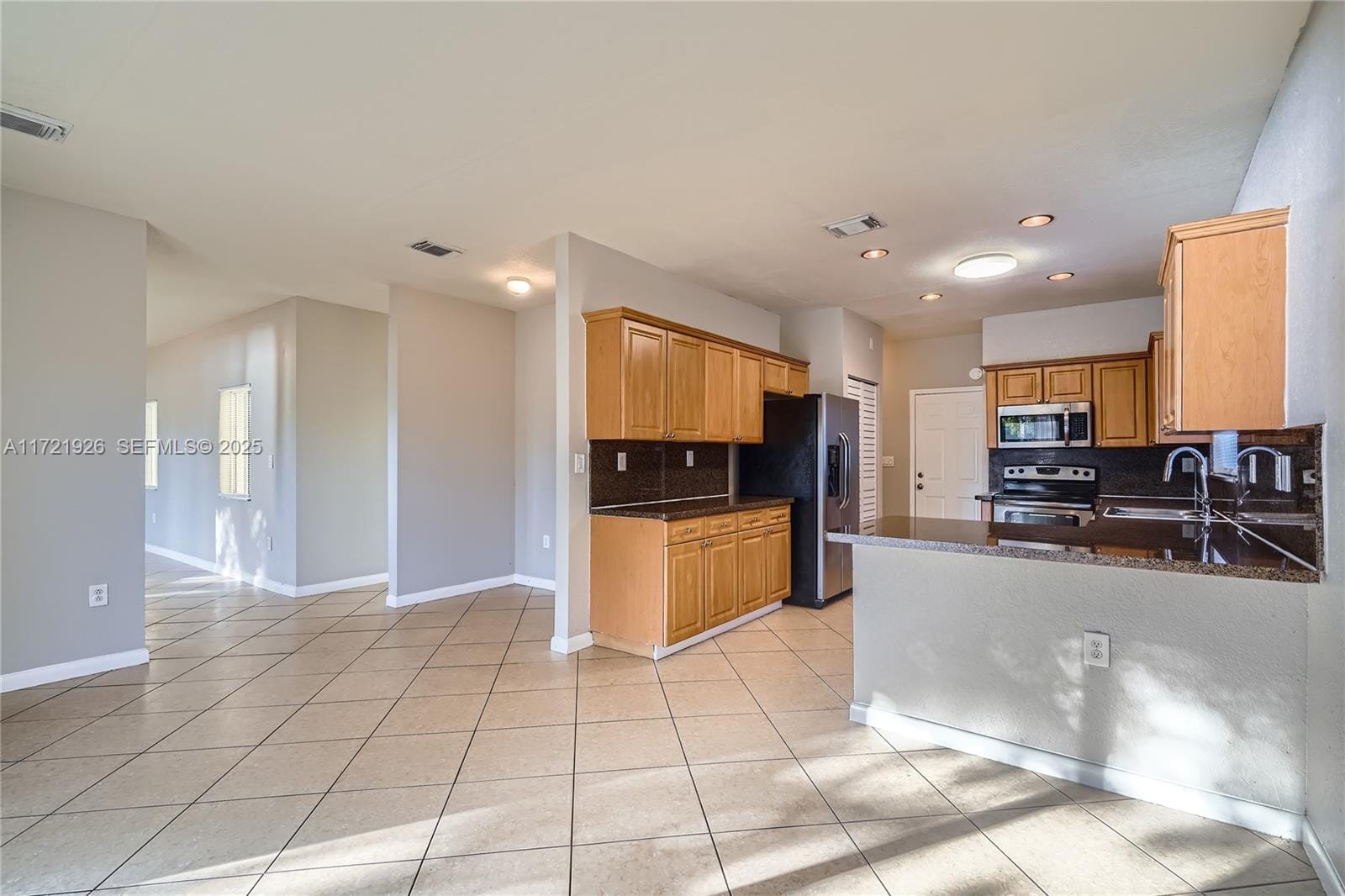 379 NE 30th Avenue, Homestead, FL 33033 photo 9