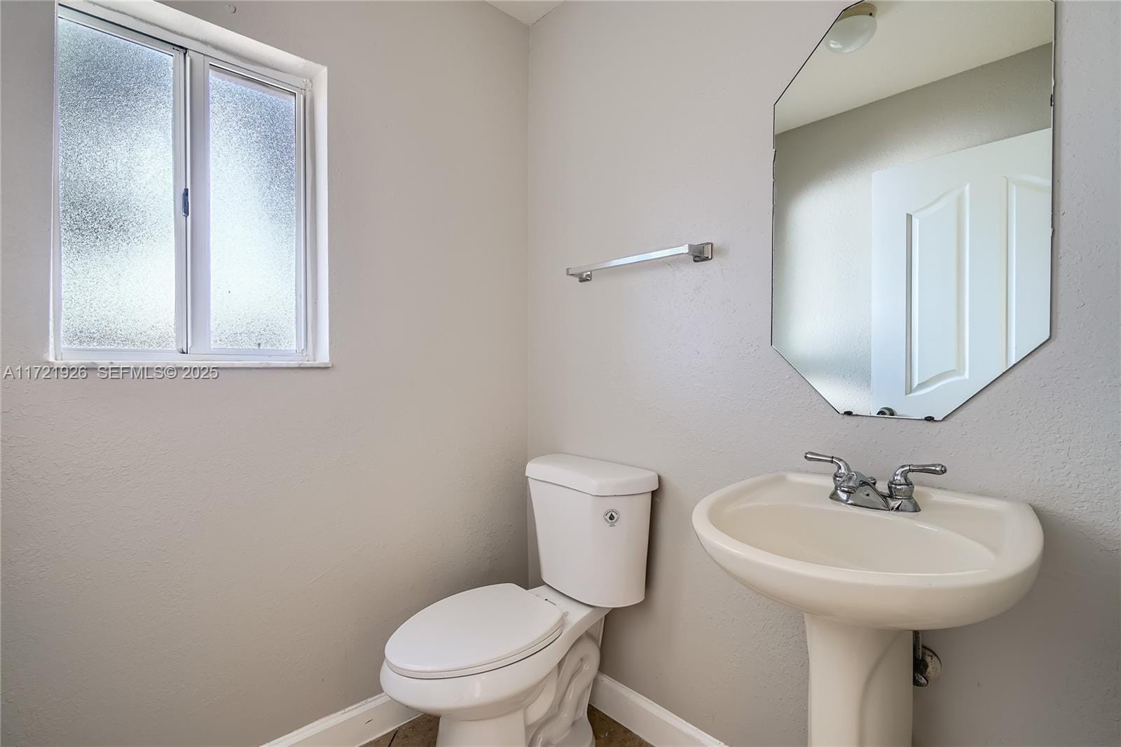 379 NE 30th Avenue, Homestead, FL 33033 photo 10