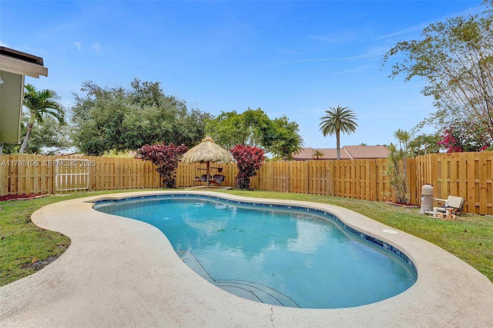 5530 SW 113th Avenue, Cooper City, FL 33330