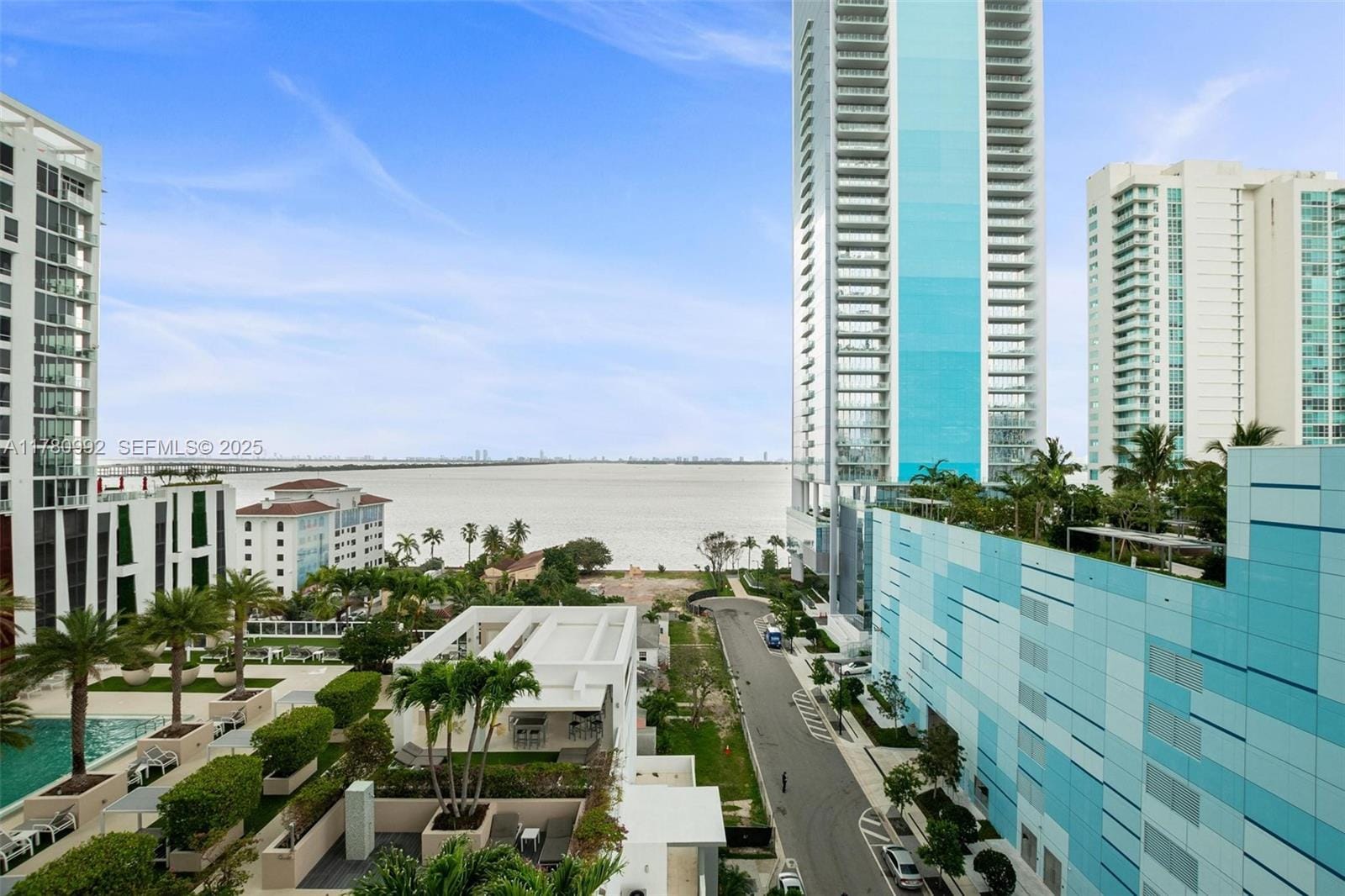 600 NE 27th Street 1005, Miami, FL 33137 photo 1