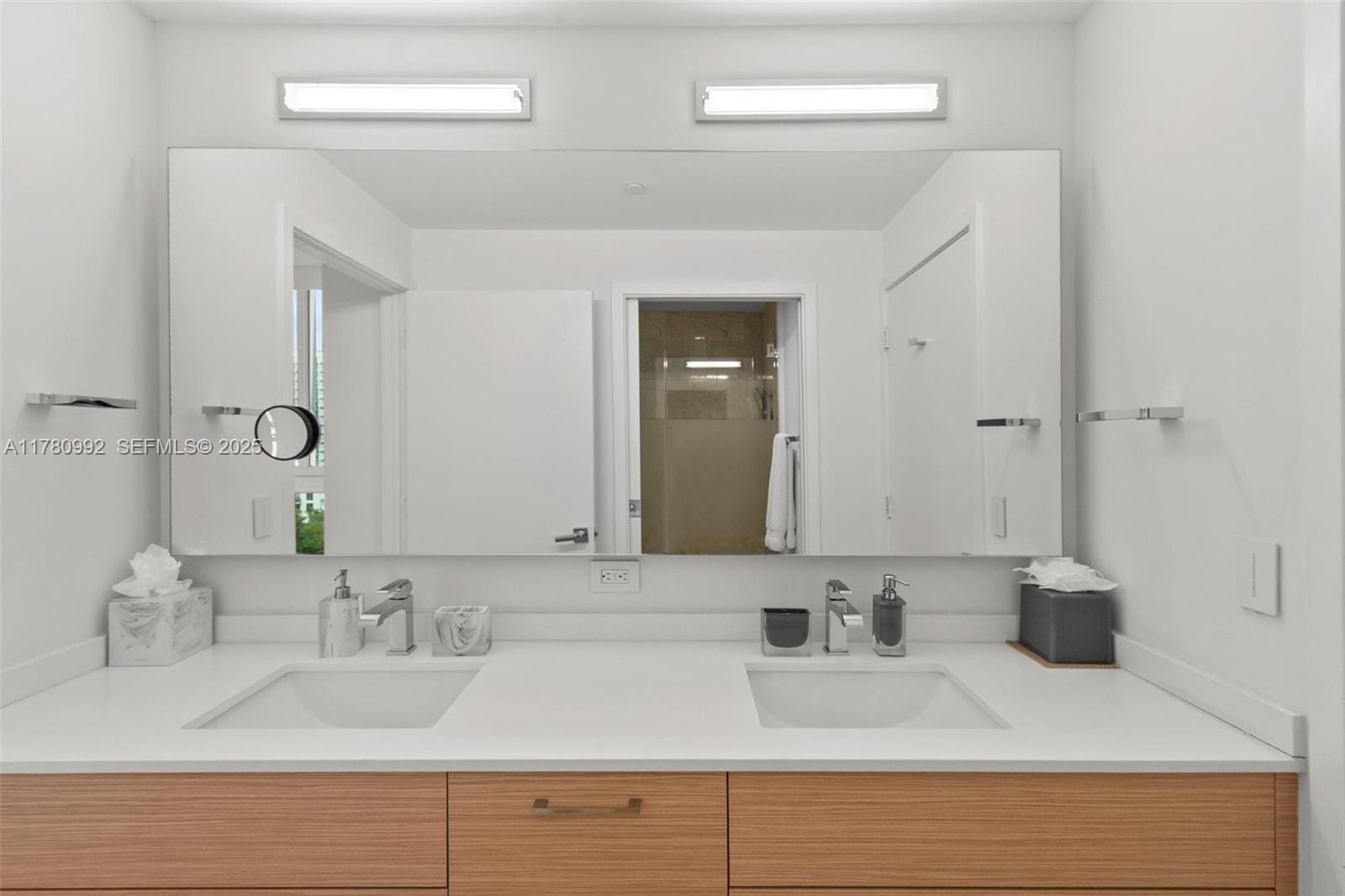600 NE 27th Street 1005, Miami, FL 33137 photo 14