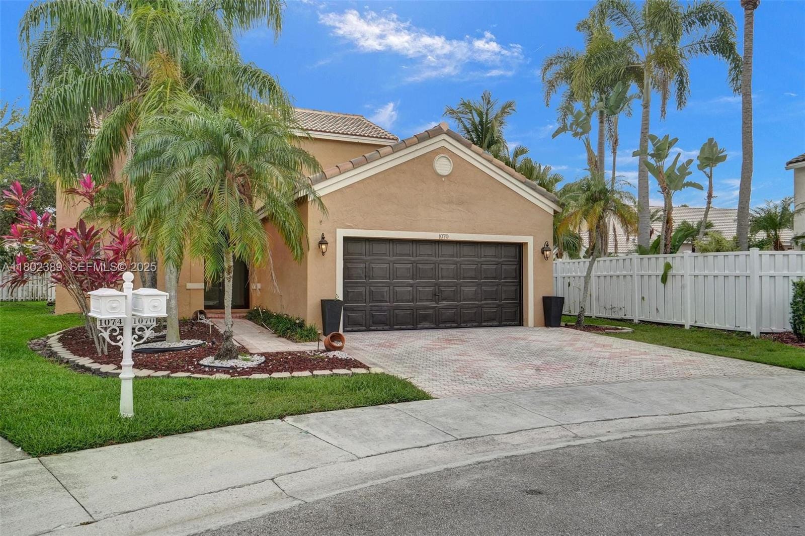 1070 Briar Ridge Road, Weston, FL 33327 photo 1