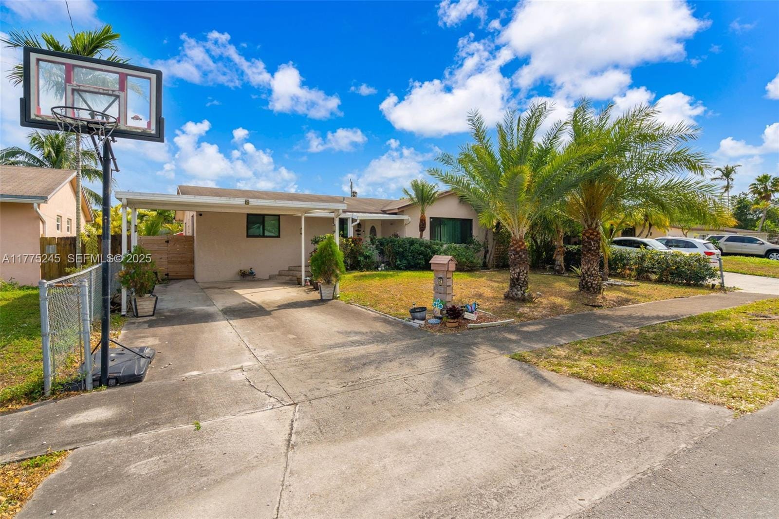 7470 Simms Street, Hollywood, FL 33024 photo 2