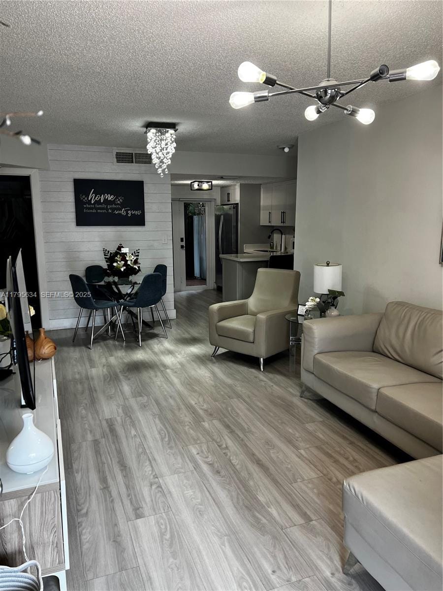 2270 W 74th Street 101-6, Hialeah, FL 33016