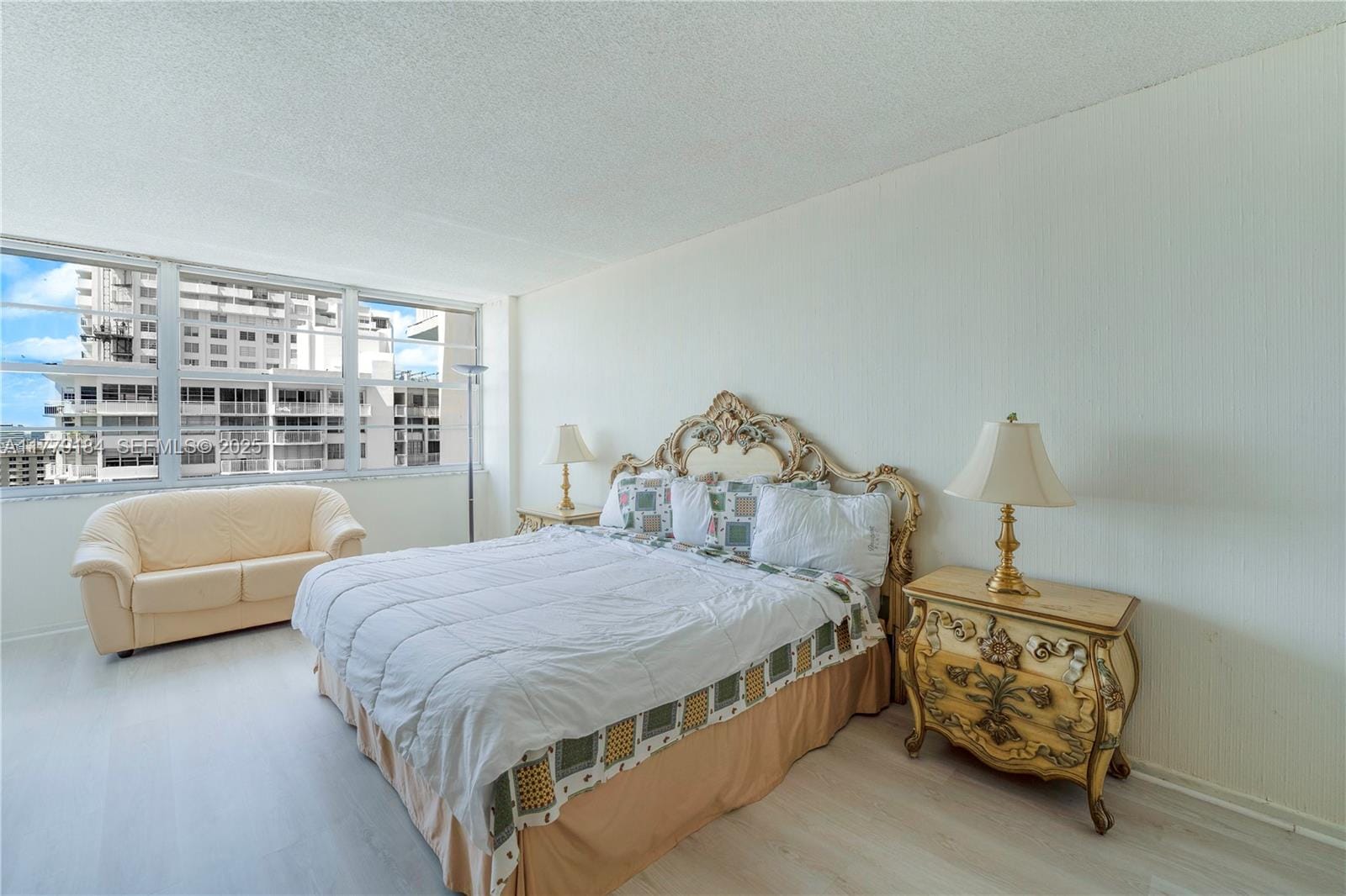 18031 Biscayne Boulevard 1904, Aventura, FL 33160 photo 18