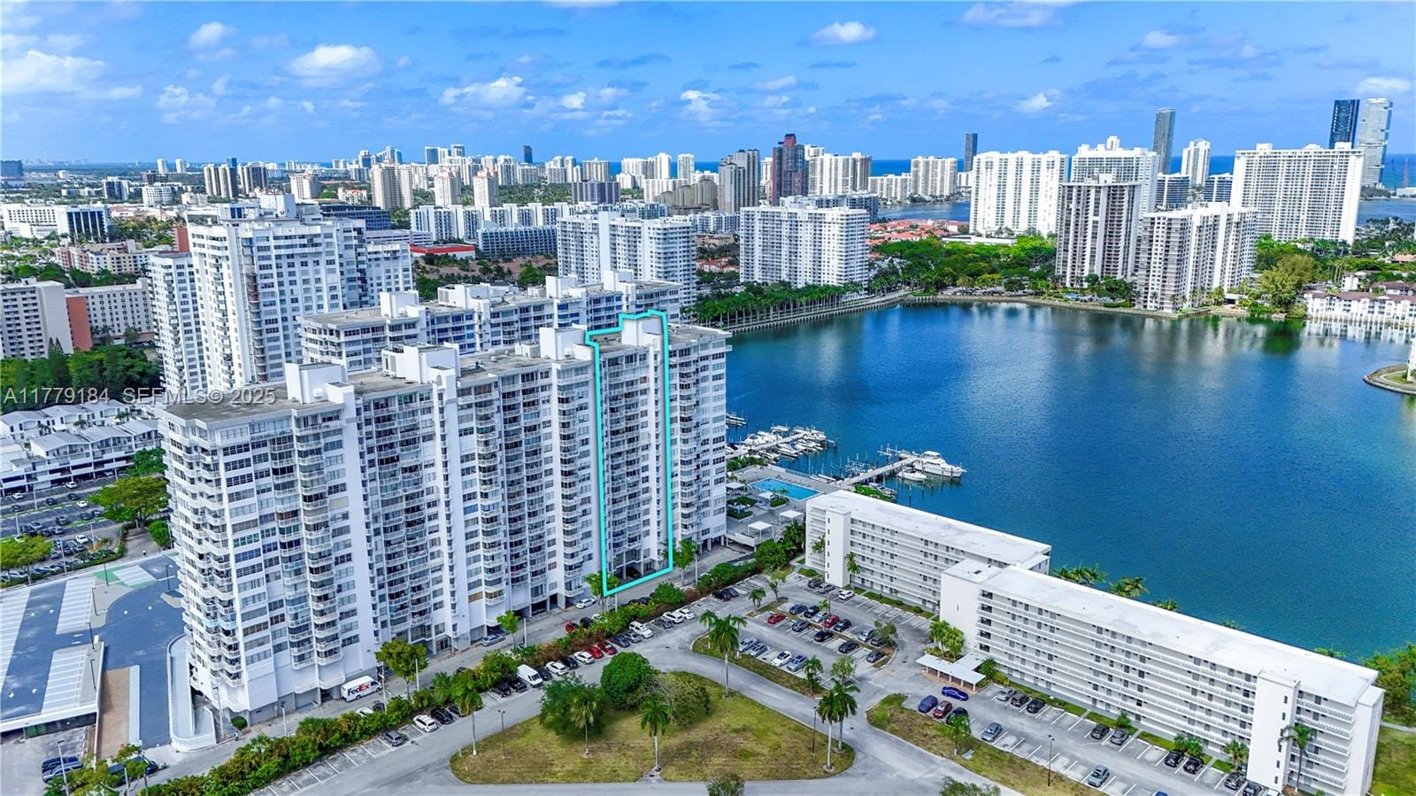 18031 Biscayne Boulevard 1904, Aventura, FL 33160 photo 7