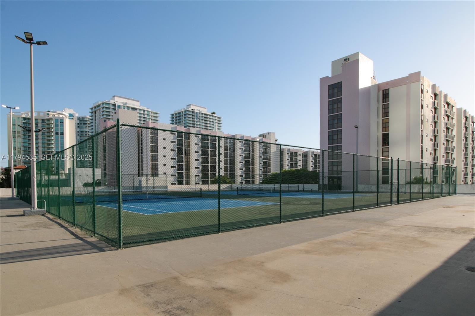 16919 N Bay Road 505, Sunny Isles Beach, FL 33160 photo 16
