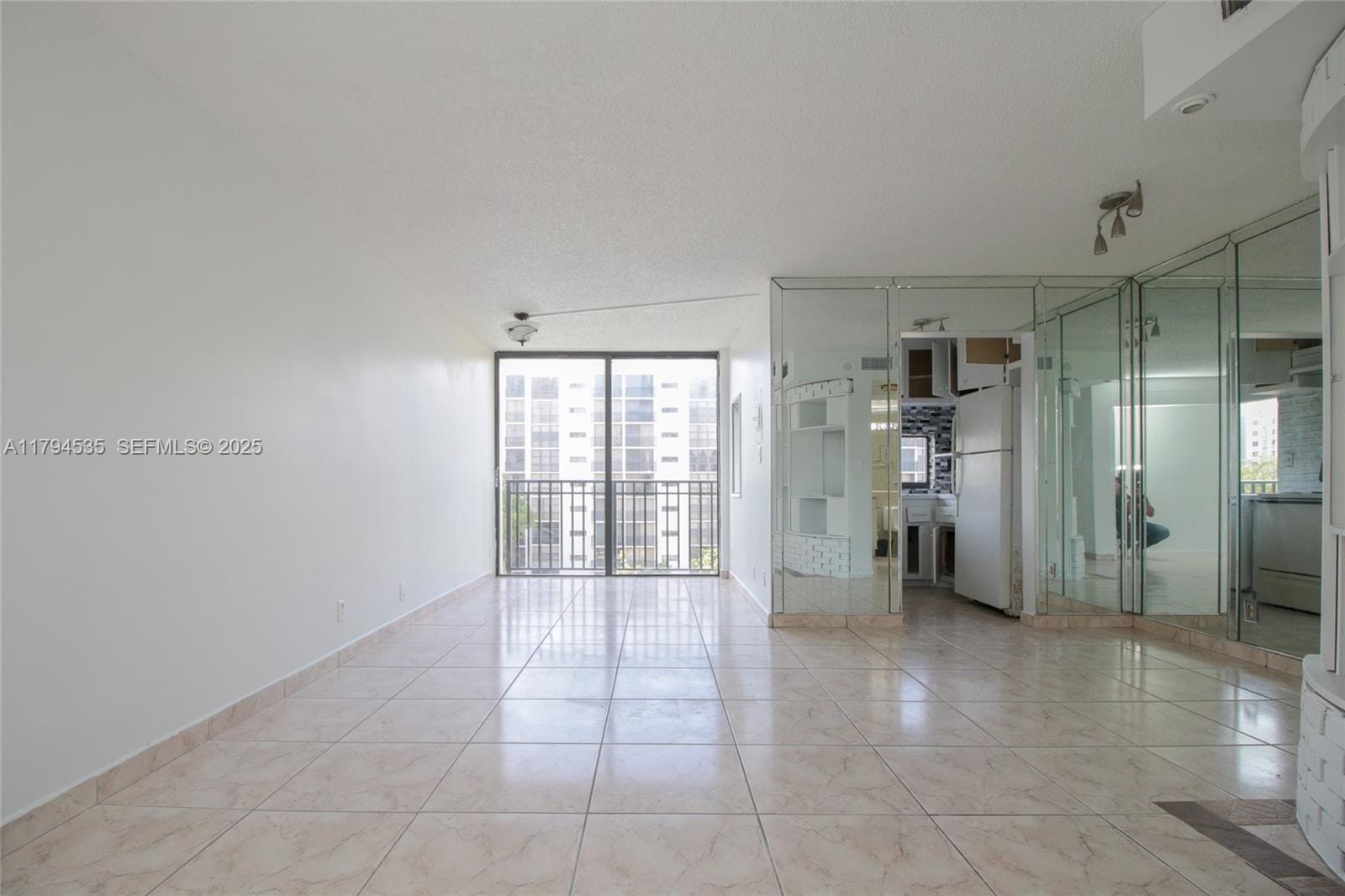 16919 N Bay Road 505, Sunny Isles Beach, FL 33160 photo 5